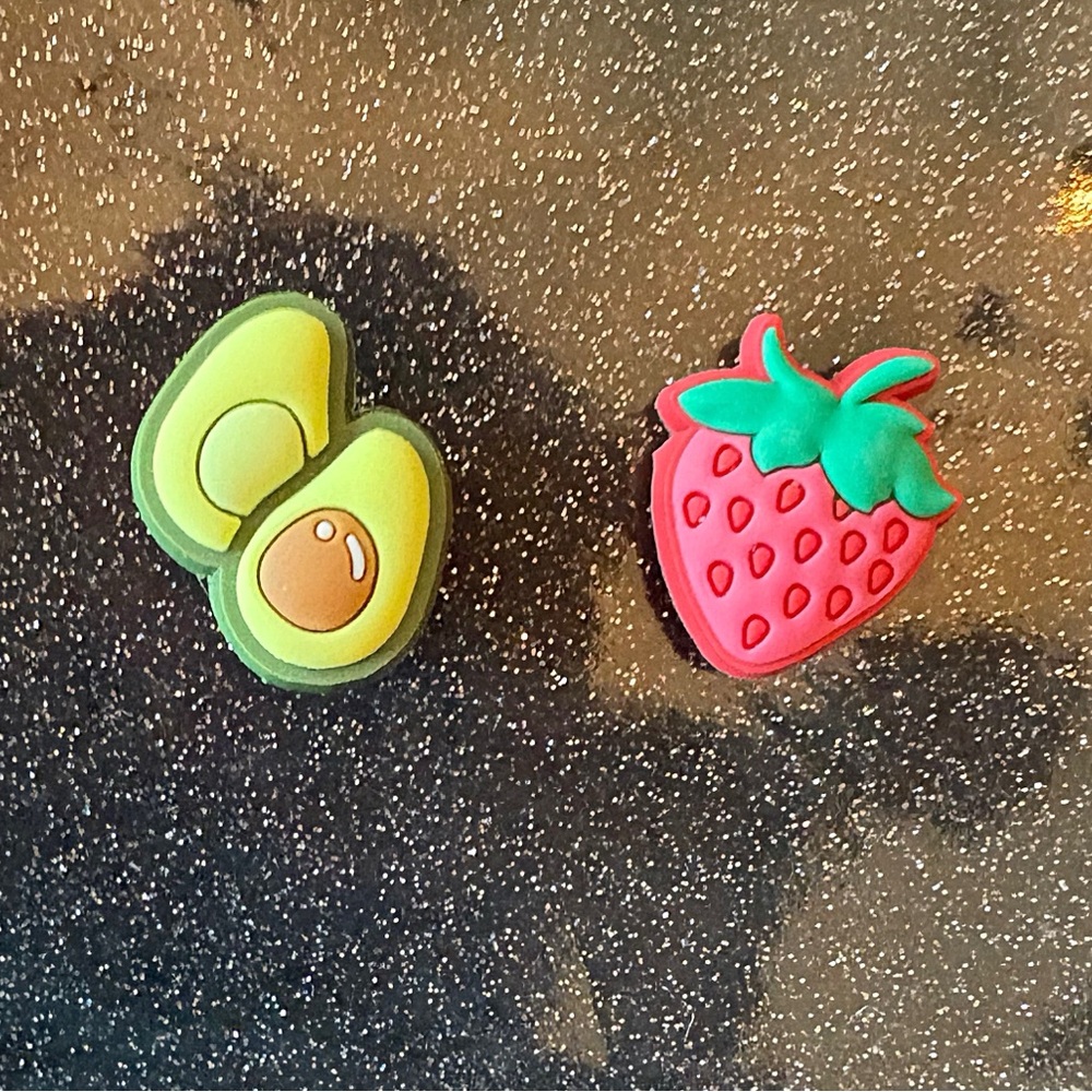 ♥️💖 Crocs Shoe Charms Jibbitz Strawberry & Avocado